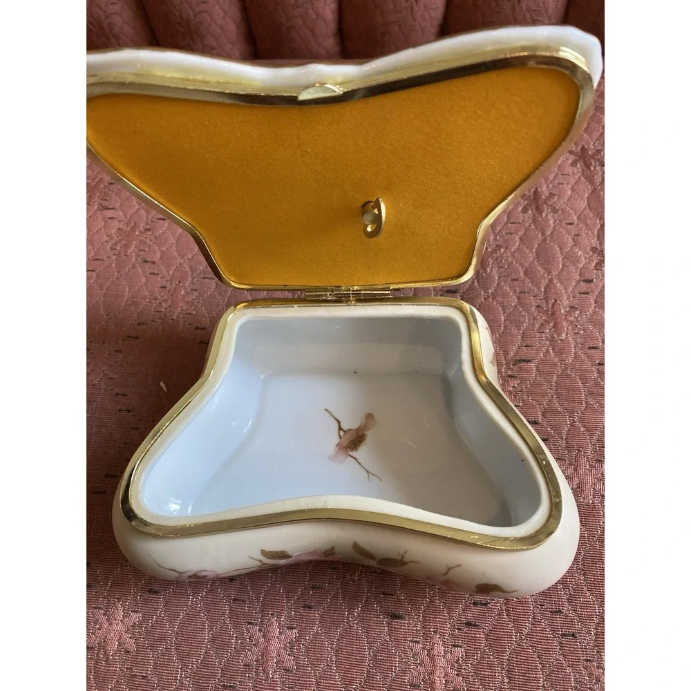 Victorian Garden Dogwood Porcelain Music Trinket Box For COR Japan Butterfly O2